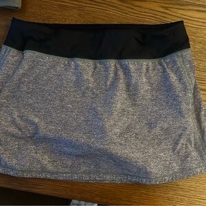 Lululemon Athletic Women's Skirt, Gray Size 10 Tall
